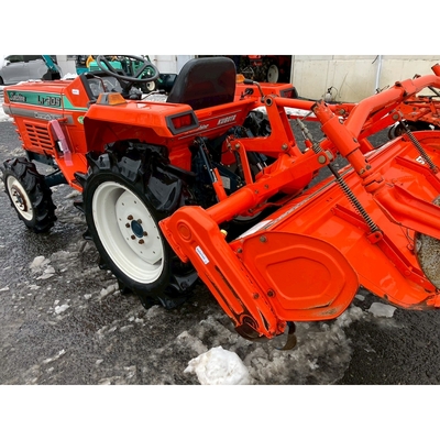 KUBOTA トラクター L1-205D