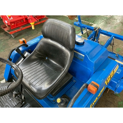 ISEKI トラクター TU125