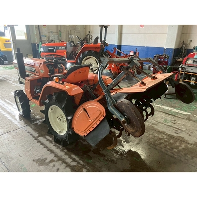 KUBOTA トラクター B1402D