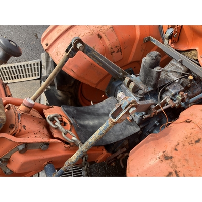 KUBOTA トラクター B7000D