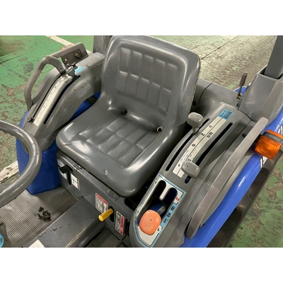 ISEKI トラクター THS20