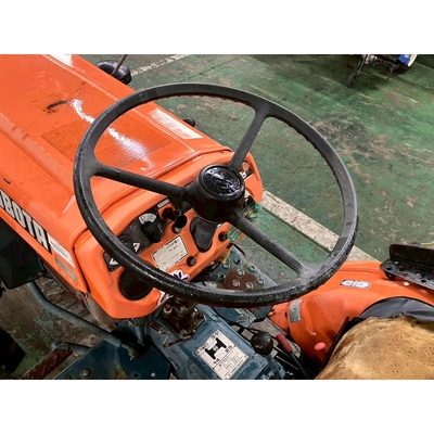 KUBOTA トラクター B7001