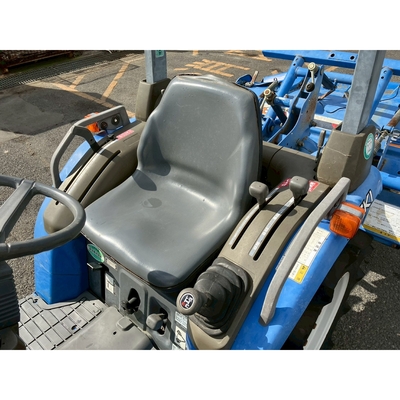 ISEKI トラクター TF153