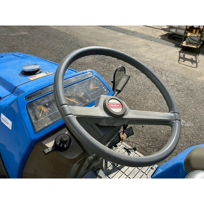 ISEKI トラクター TF153