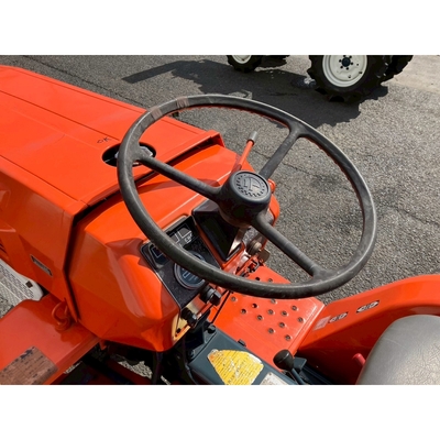 KUBOTA トラクター B1200