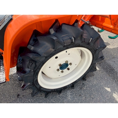 KUBOTA トラクター B1-17