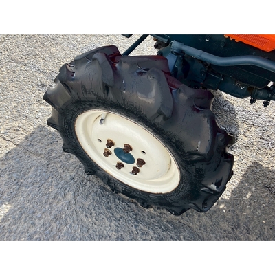 KUBOTA トラクター B1-17
