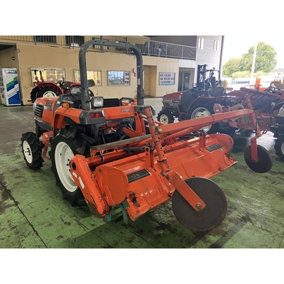 KUBOTA トラクター T220