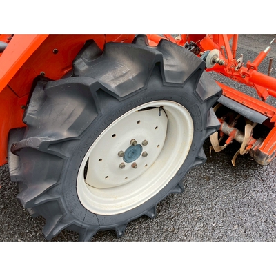 KUBOTA トラクター L1-205D