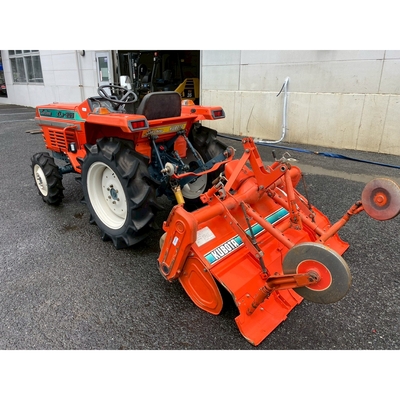 KUBOTA トラクター L1-205D