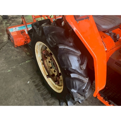 KUBOTA トラクター L1-205D