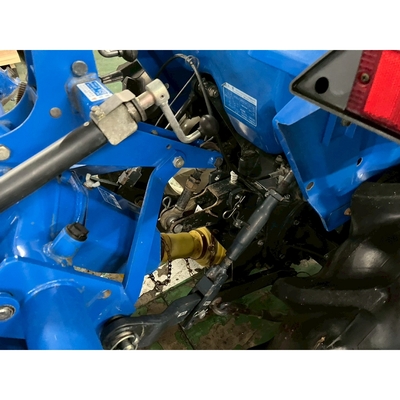 ISEKI トラクター TA215F