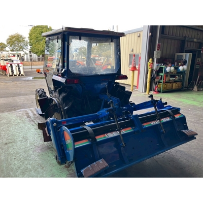 ISEKI トラクター TA247F