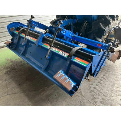 ISEKI トラクター TA247F