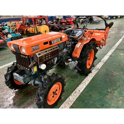 KUBOTA トラクター B7000D