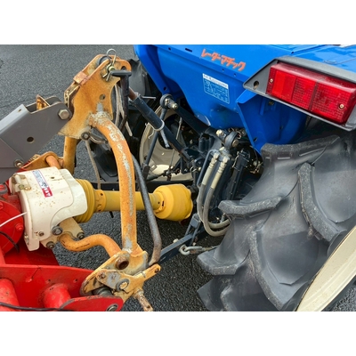 ISEKI トラクター TA267F
