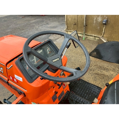 KUBOTA トラクター B1-17