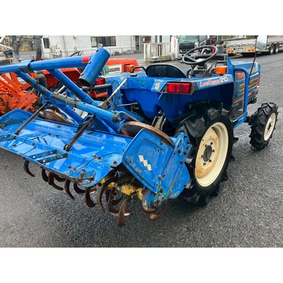 ISEKI トラクター TA210F