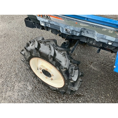 ISEKI トラクター TA210F