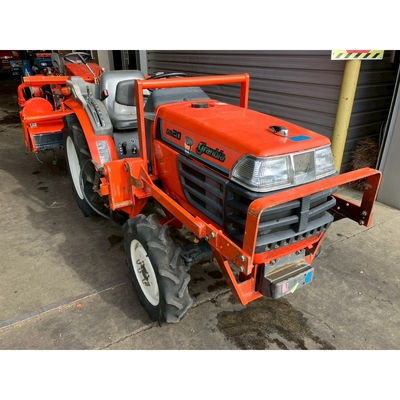 KUBOTA トラクター GB20