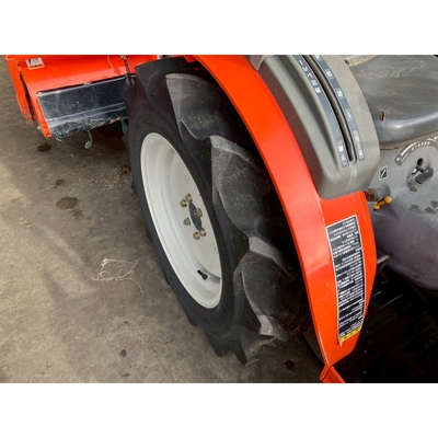 KUBOTA トラクター GB20