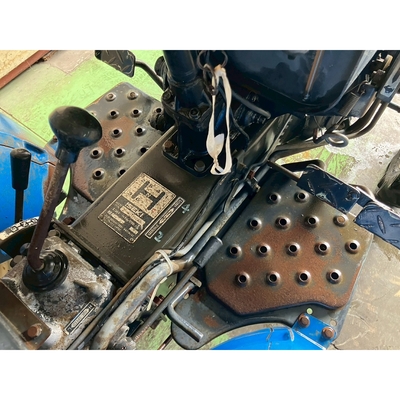 ISEKI トラクター TX1500F