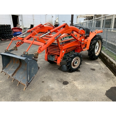 KUBOTA トラクター L1-22