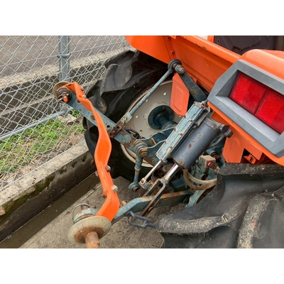 KUBOTA トラクター L1-22