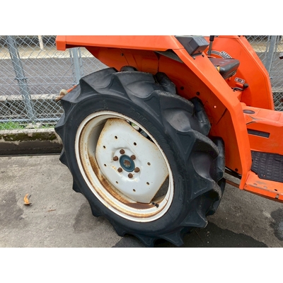 KUBOTA トラクター L1-22