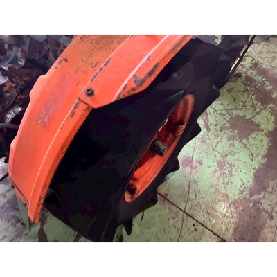 KUBOTA トラクター B7000D