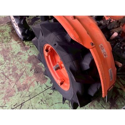KUBOTA トラクター B7000D