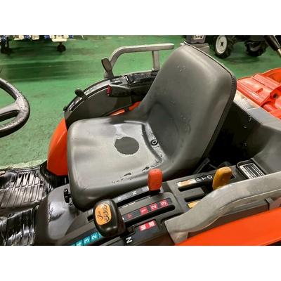 KUBOTA トラクター GB200