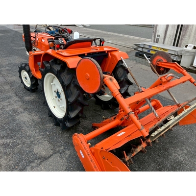 KUBOTA トラクター  B1600D