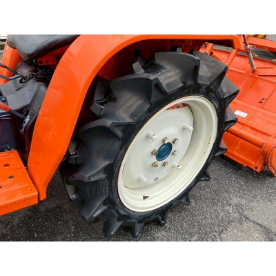 KUBOTA トラクター  B1600D