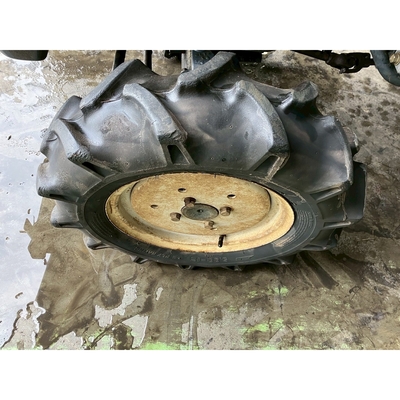 ISEKI トラクター THS16