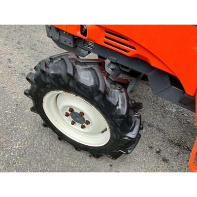 KUBOTA トラクター GT3