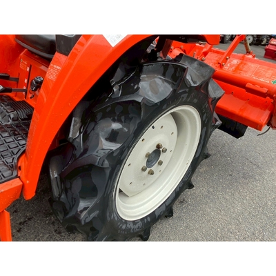 KUBOTA トラクター GT3