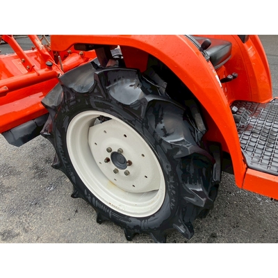 KUBOTA トラクター GT3