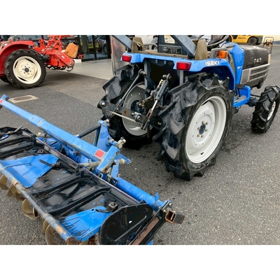 ISEKI トラクター TF243