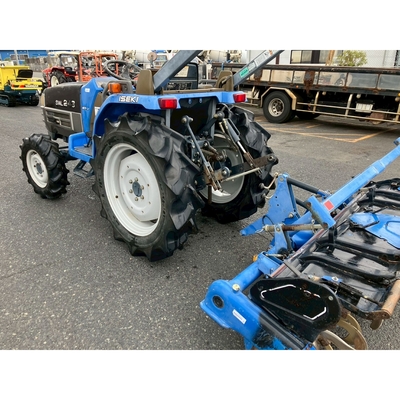 ISEKI トラクター TF243