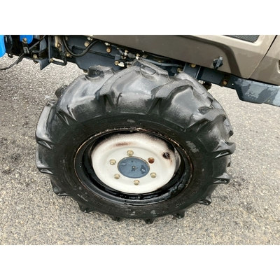 ISEKI トラクター TF243