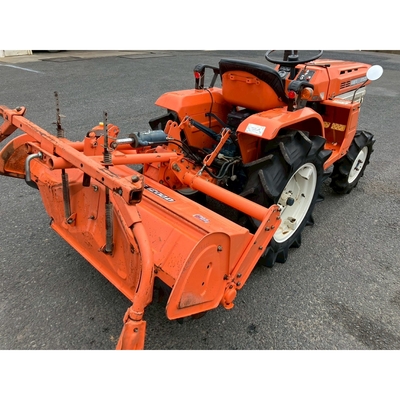 KUBOTA トラクター B1500
