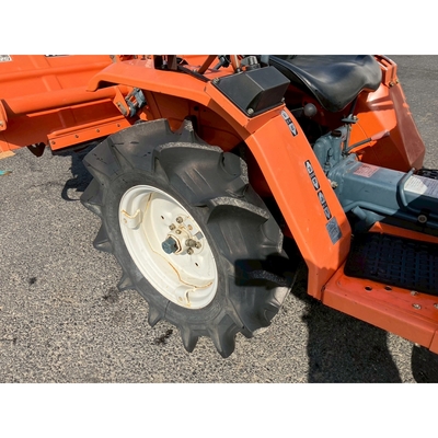 KUBOTA トラクター B1402D