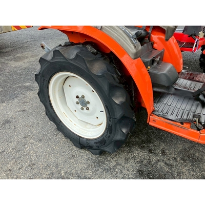 KUBOTA トラクター GB200