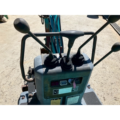 KOMATSU ミニユンボ PC02-1A
