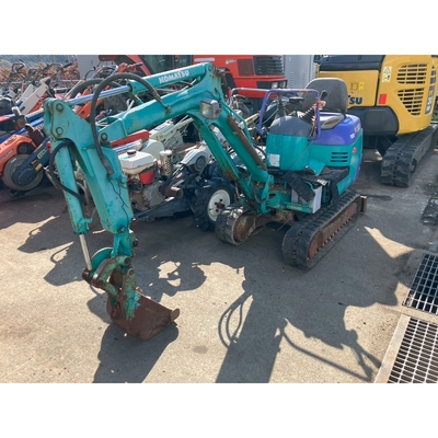 KOMATSU ミニユンボ PC03