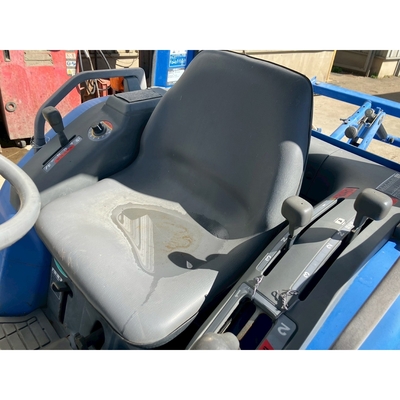 ISEKI トラクター TF23F