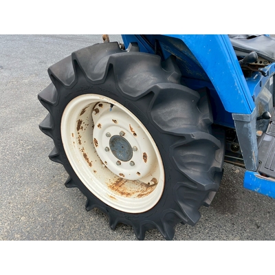 ISEKI トラクター TU240F