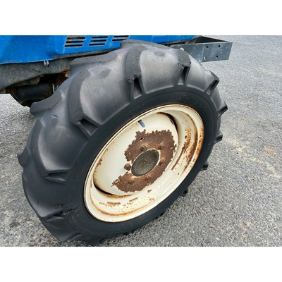 ISEKI トラクター TU240F