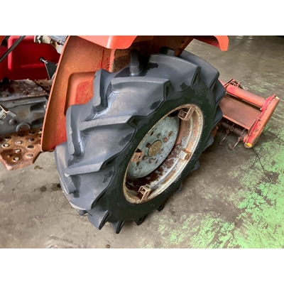 SHIBAURA トラクター SD2600S